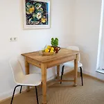Alojamento de Acomodação e Pequeno-almoço Cremona 4*